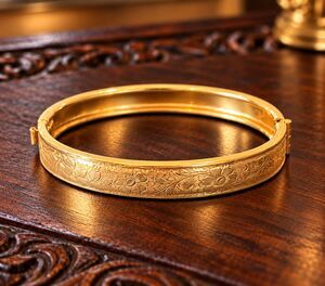 Vintage 1950s Child's Gold Filled Bracelet Raised Floral Victorian Revival - 15H